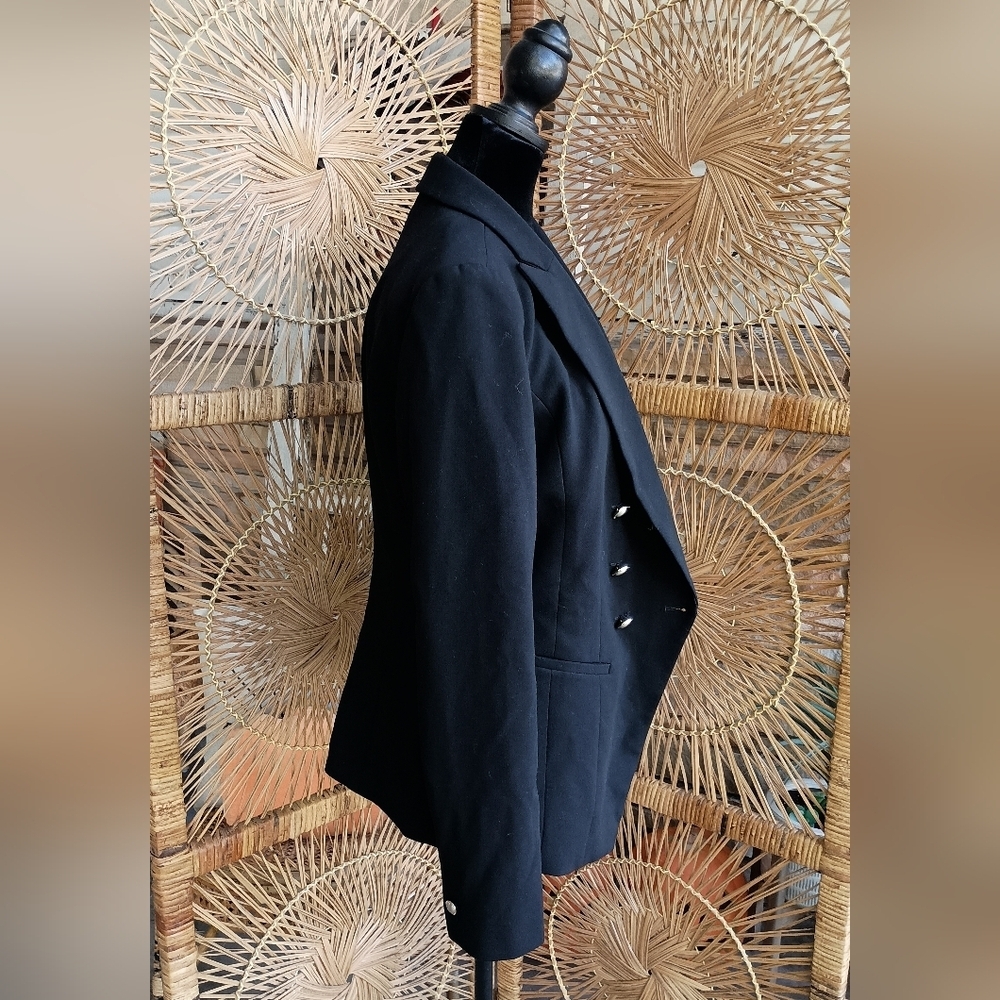 White House Black Market Black Double-Breasted Blazer_10 - Picture 6 of 6